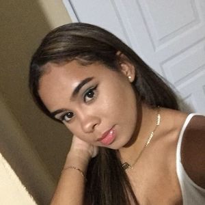 Meet your Posher, Marialis